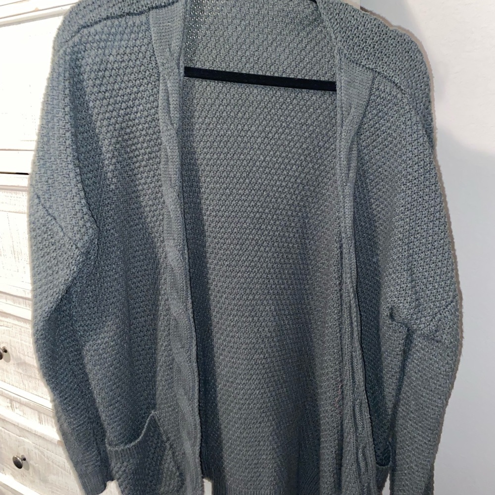 Cardigans - Picture 6 of 8